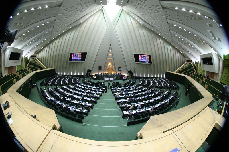 Iran parliament passes budget outlines