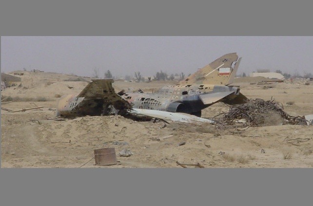 Training jet crashes in southeastern Iran