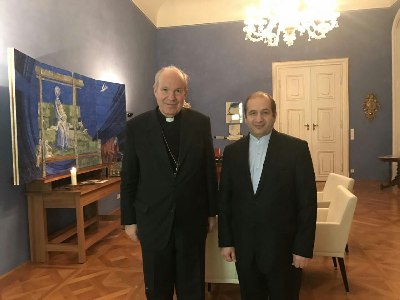 Iran's envoy confers with Austrian Catholic leader