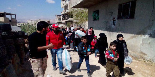 Syria Army secures exit of civilians in Ghouta via safe corridor