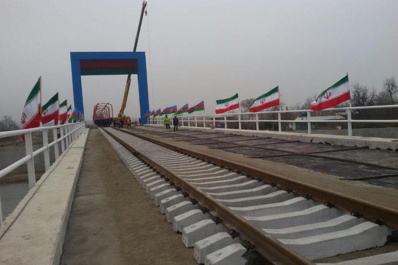 Iran, Azerbaijan underline boosting transit cooperation