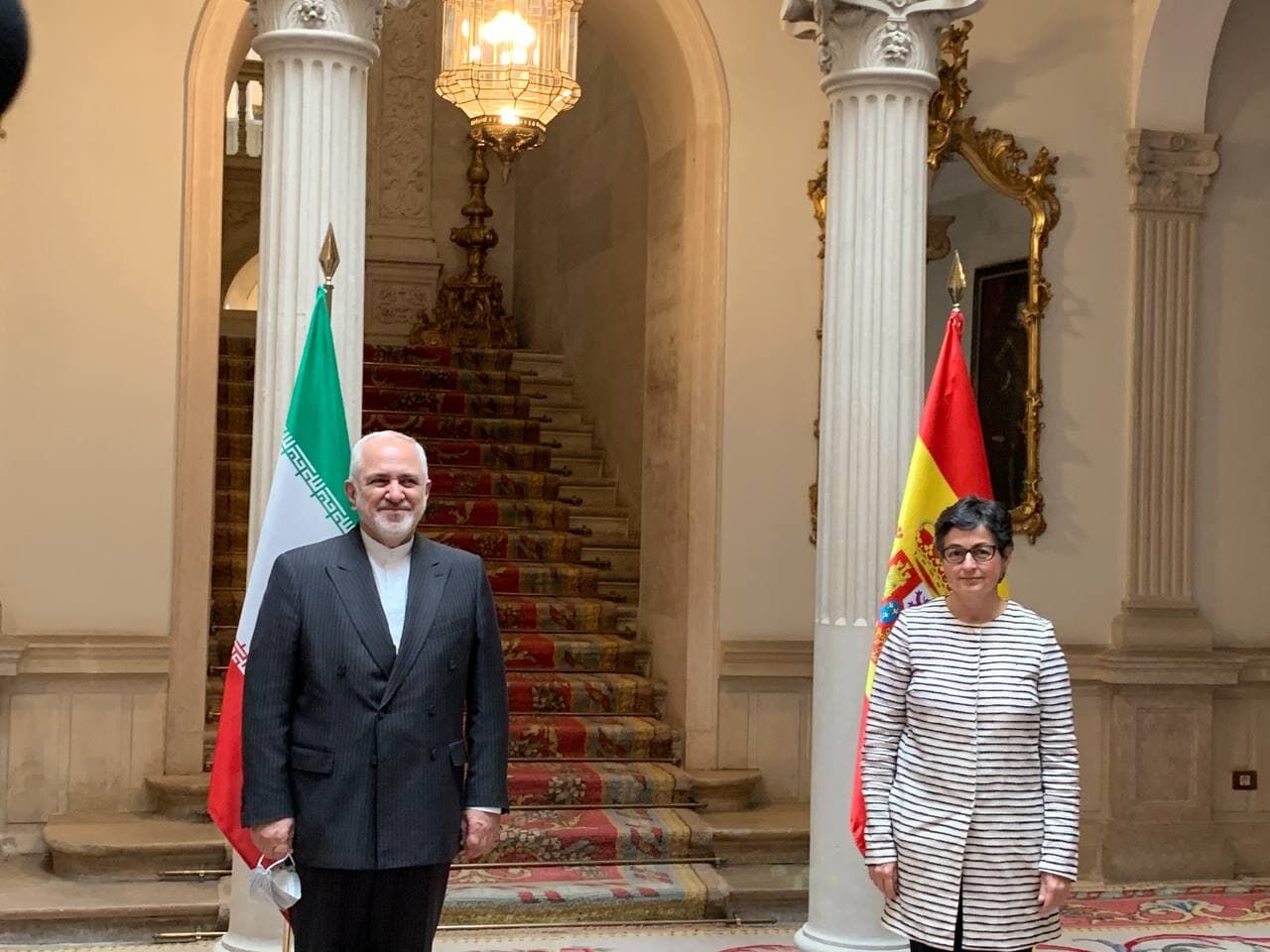 Iran’s FM meets with Spanish counterpart