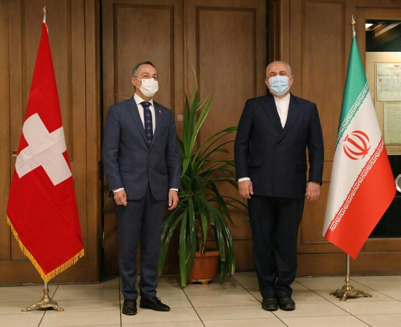 Iran, Switzerland FMs discuss bilateral, int’l issues