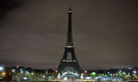 Paris mayor appreciated for honoring Tehran attacks victims