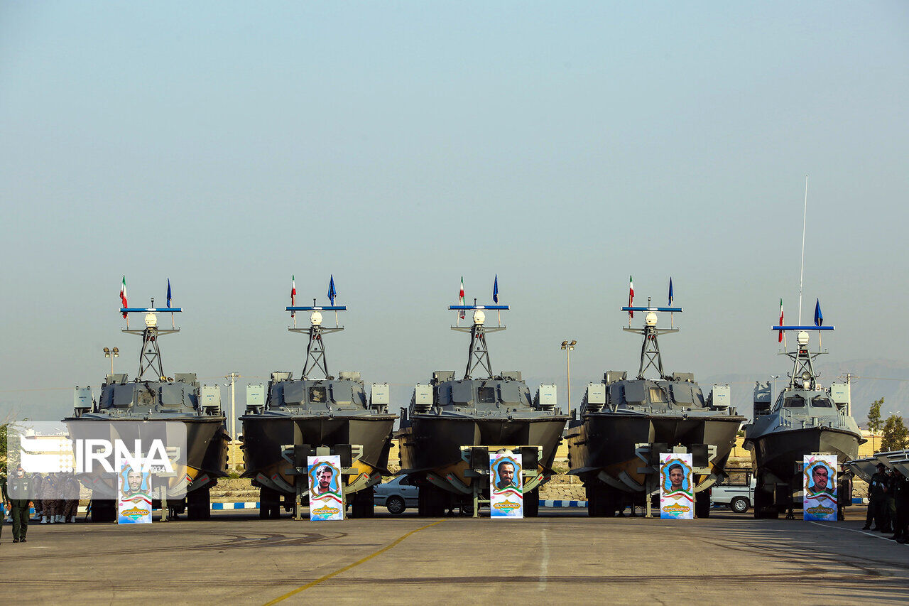 Delivery of high-speed vessels built by Iran’s Defense Ministry to IRGC