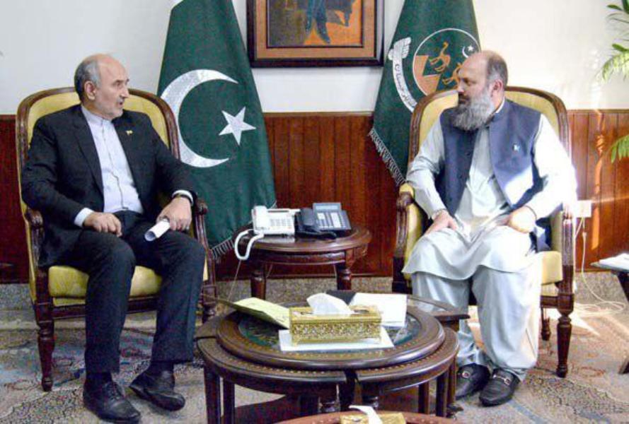 Pak CM, Iran envoy discusses bilateral trade ties