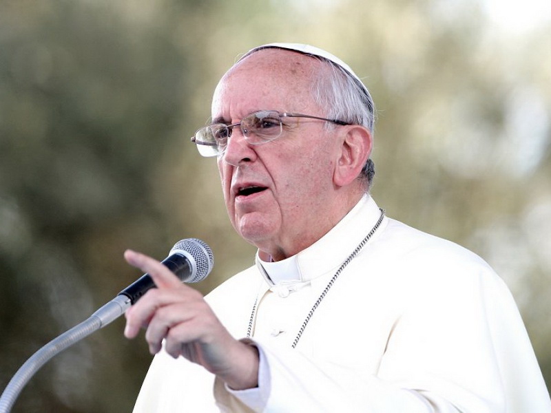Pope calls for ending bloodshed in Yemen