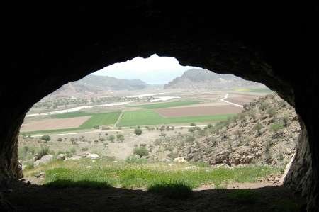 Ancient Paleolithic monuments identified in southern Iran