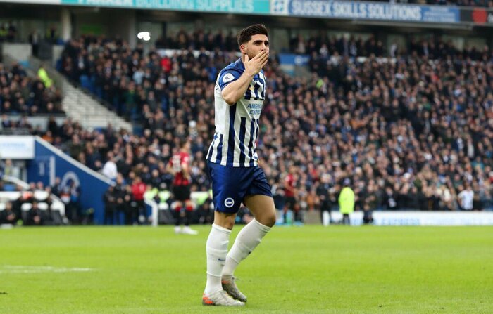 Jahanbakhsh nets his 1st goal for Brighton