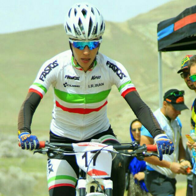 Iranian cyclist stands 1st in Asia