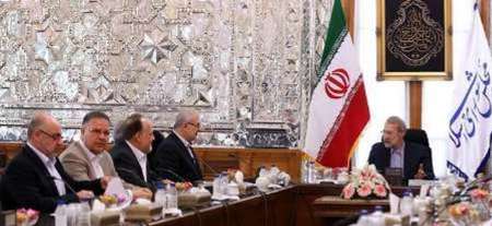 Larijani: New US sanctions runs counter to nuclear deal