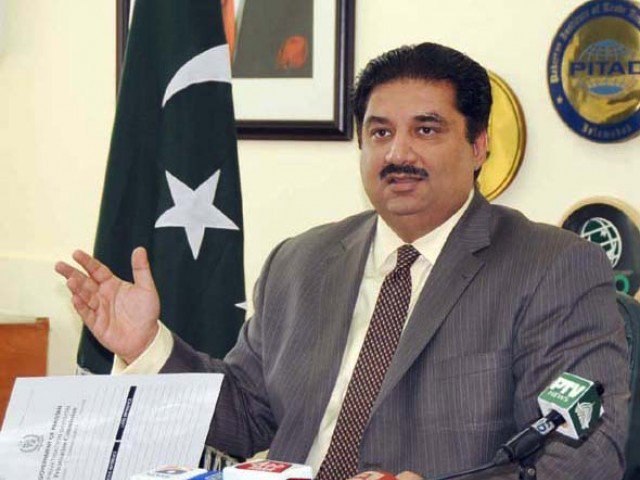 Pakistan reviewing its ties with US: Defense minister