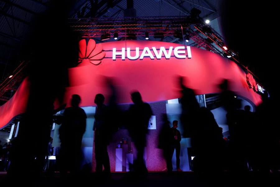 Italian newspaper: Huawei case complicated in violating anti-Iran sanctions