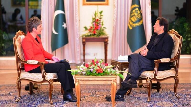 Pakistan PM warns escalation with Iran disastrous