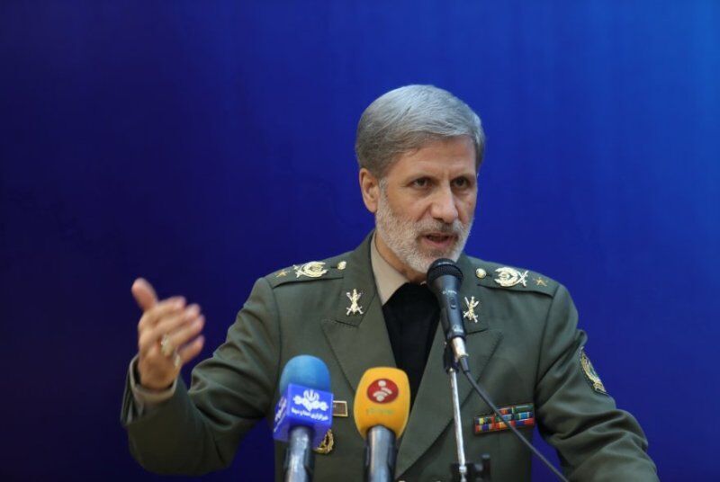 Sanctions leave no impact on Iran’s defense achievements, defense minister says