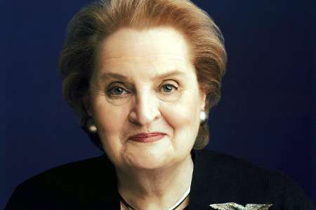 Albright: I stand ready to register as a Muslim