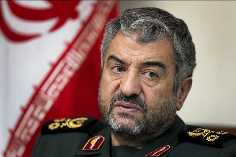 IRGC to descend on enemies like devastating thunderbolt