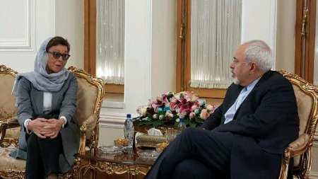 Zarif, Swedish diplomat discuss issues of mutual interest