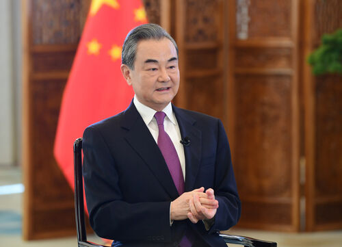Chinese FM arrives in Tehran