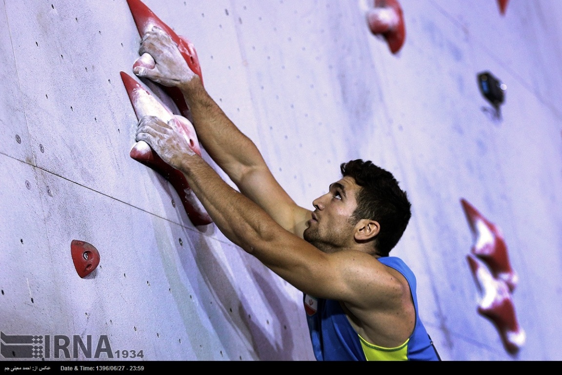 Iranian rock climber earns bronze in China World Cup