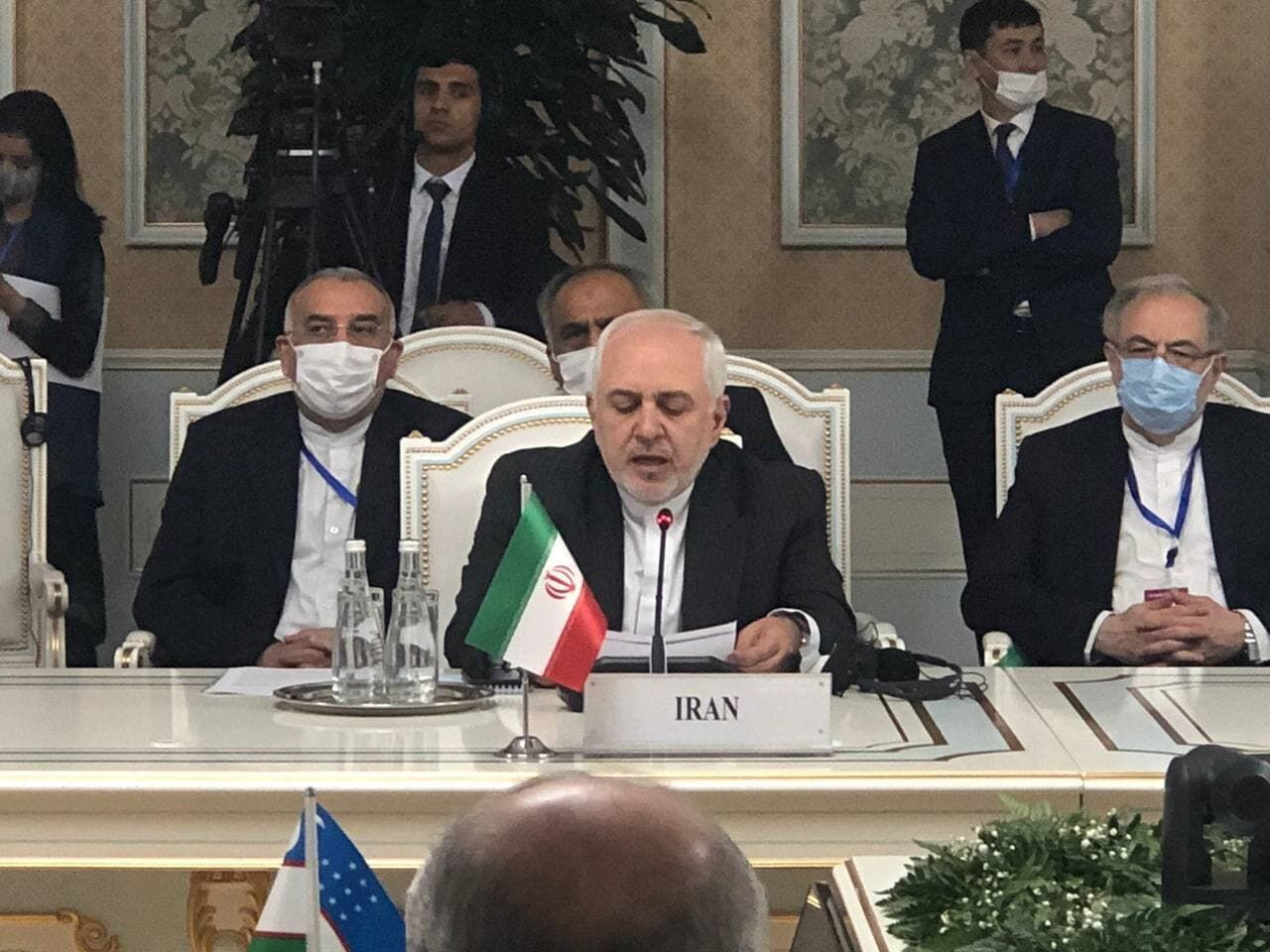 Any peace deal should guarantee Afghans’ right of fate determination: Zarif