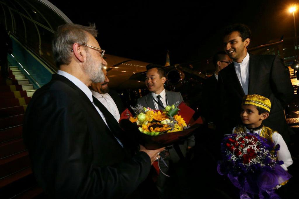 Iran Parliament speaker arrives in Hanoi