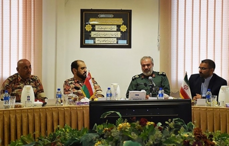 IRGC, Oman to foster military cooperation
