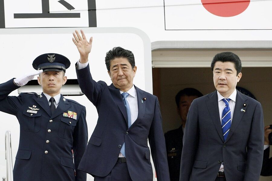 Japanese PM leaves Tokyo for Tehran