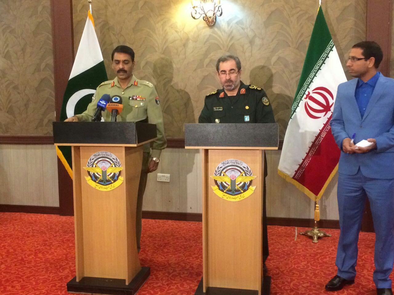 Pakistan, Iran to set up common command posts along borders