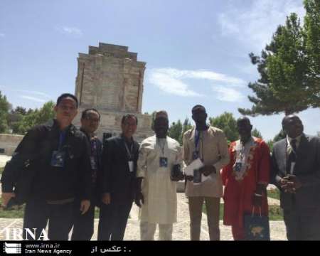 Islamic world mayors visit Ferdowsi's tomb