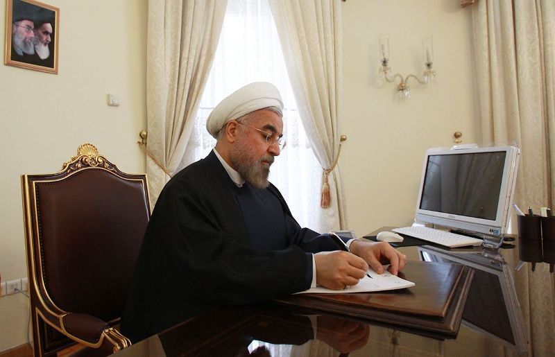 Rouhani condoles Pakistani premier over passenger plane crash