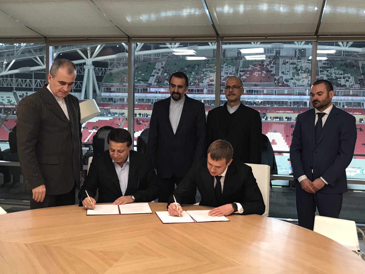 Iran, Russia ink football cooperation contract