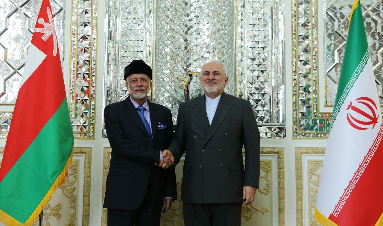 Omani FM due to confer with Zarif in Tehran