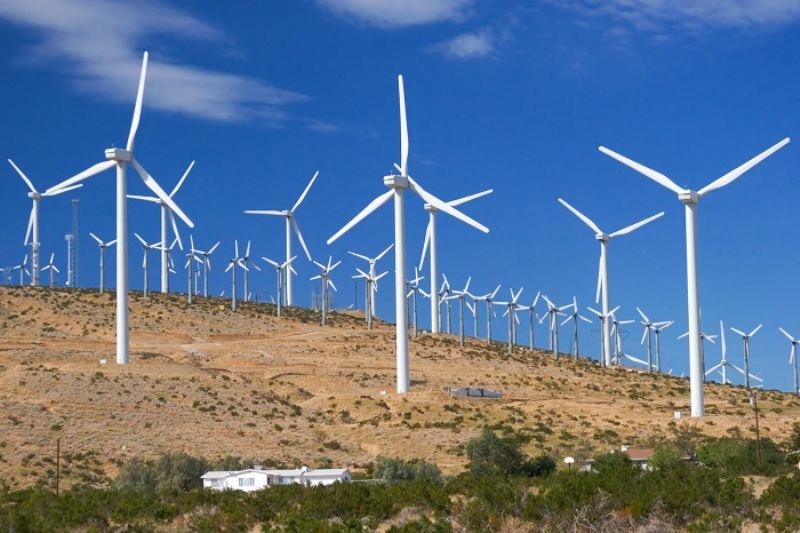 Largest wind farm opens in NW Iran