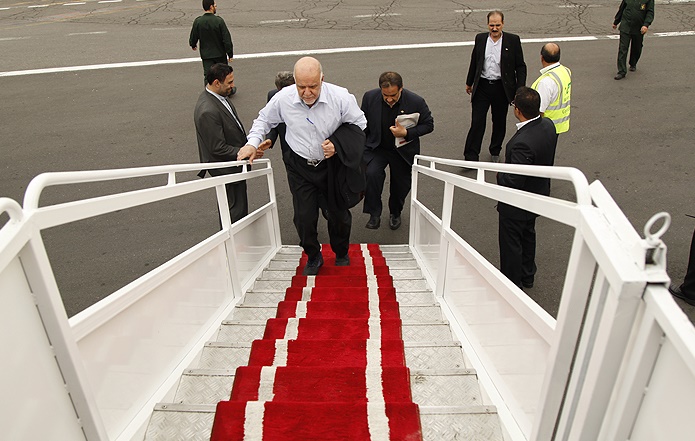 Zangeneh leaves Tehran for Moscow to attend gas forum