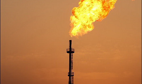 Iran, Italy ink MoU to turn gas flare into electricity