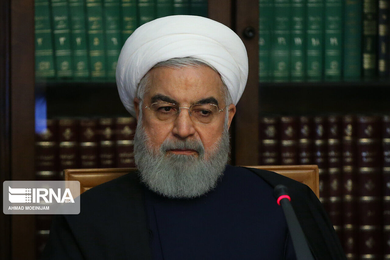 Rouhani: Never threaten great Iranian nation