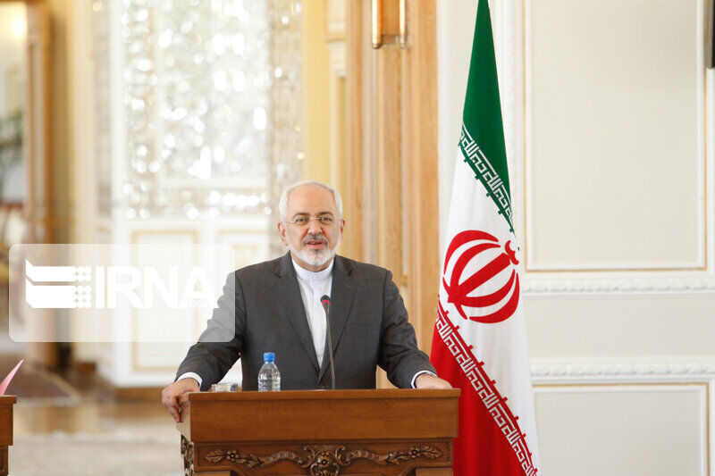 Zarif says Iran, Japan discuss forging bilateral ties