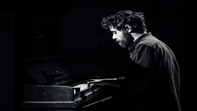 Italian composer Albanese to perform in Tehran, Shiraz