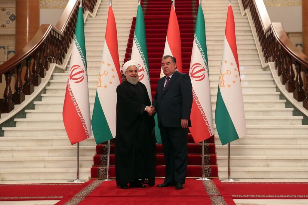 Tajik President congratulates Rouhani on Nowruz
