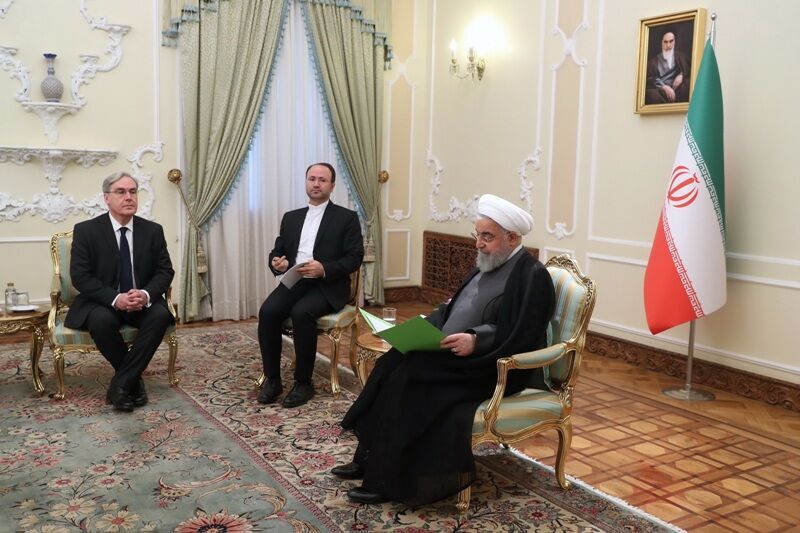 Rouhani: Demolishing JCPOA hurts Iran, France, region, world