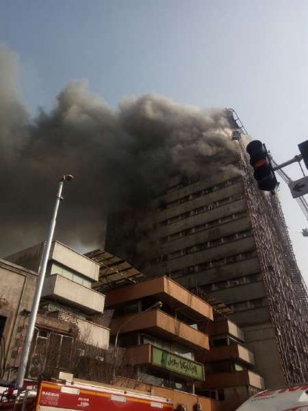 Big fire demolishes Tehran trade center