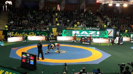 Iranain wrestlers crush Turkish rivals in World Cup