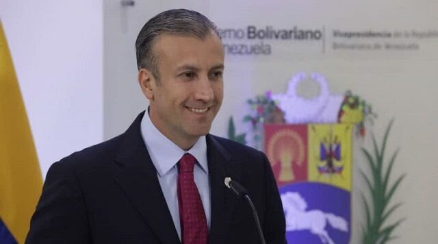 Venezuelan Petroleum Minister appreciates Iran fuel supply