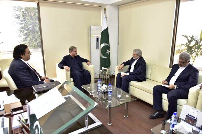 Pakistan FM, new Iran envoy discuss regional situation