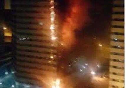 Extinguishing fire in tower west of Tehran