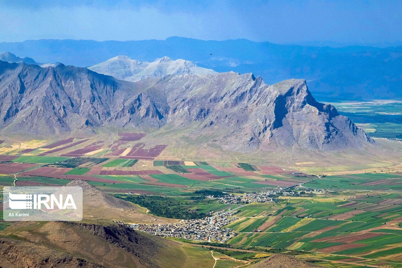 Eye-catching mountainous nature on suburbs of Arak