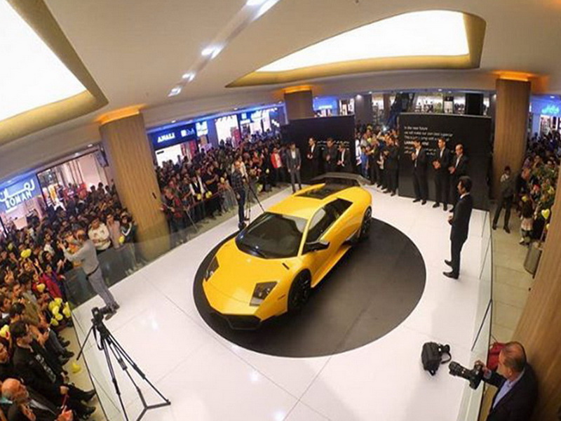 Italian media widely cover unveiling of Iran's reverse-engineered Lamborghini