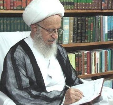 Ayatollah Makarem in a Fatwa authorizes female students overseas to unveil