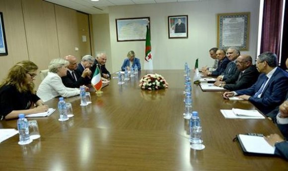 وزیر کشور ایتالیا: ثبات در لیبی به مبارزه با تروریسم و قاچاق انسان کمک می کند